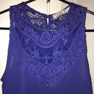 Size small High-low navy blue embroidered tank